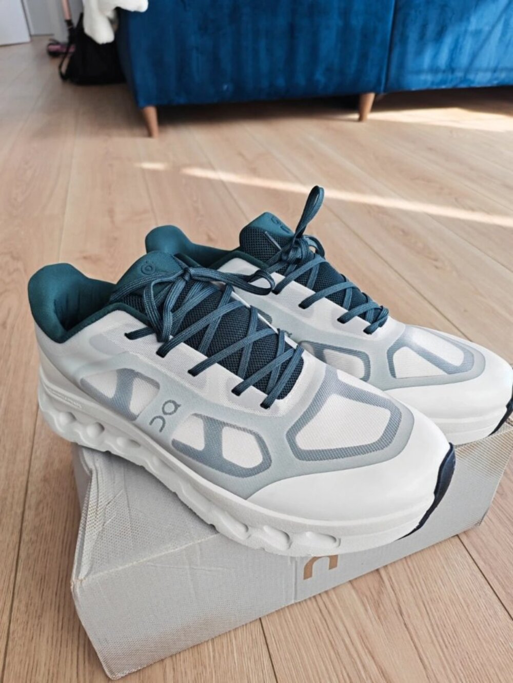 On Cloud Cloudtilt Remix White Olive Running Shoes Men's US 10.5